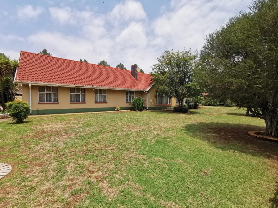 4 Bedroom Property for Sale in Stilfontein Ext 3 North West